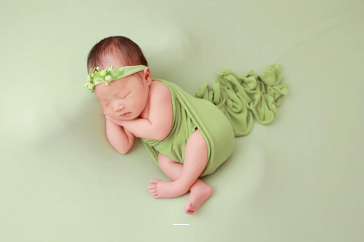 无锡宝宝边吃边拉正常吗